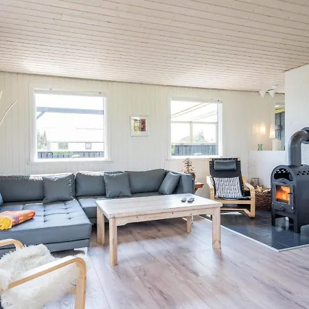 Ferienhaus Bright Seaside Retreat In Haurvig-by Traum *