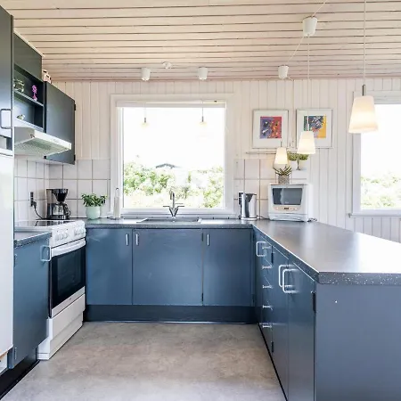 Bright Seaside Retreat In Haurvig-by Traum Ferienhaus Havrvig